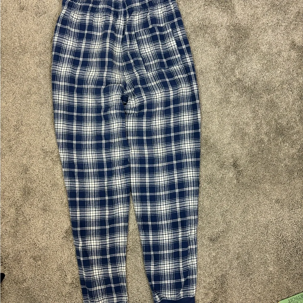 Blue plaid pajama‎ pants